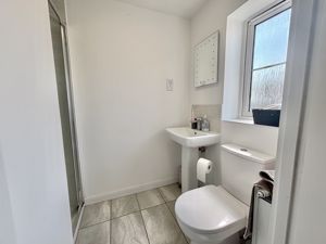 Ensuite- click for photo gallery